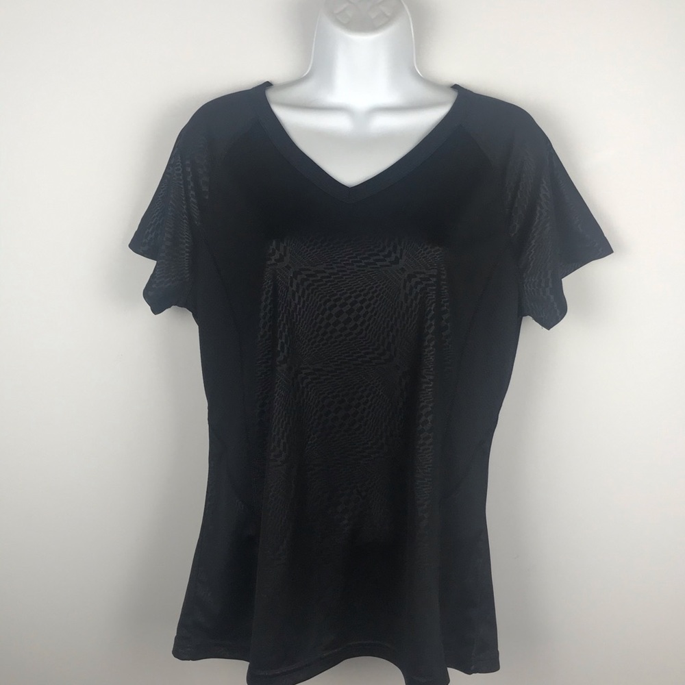 Tek Gear short sleeve tee